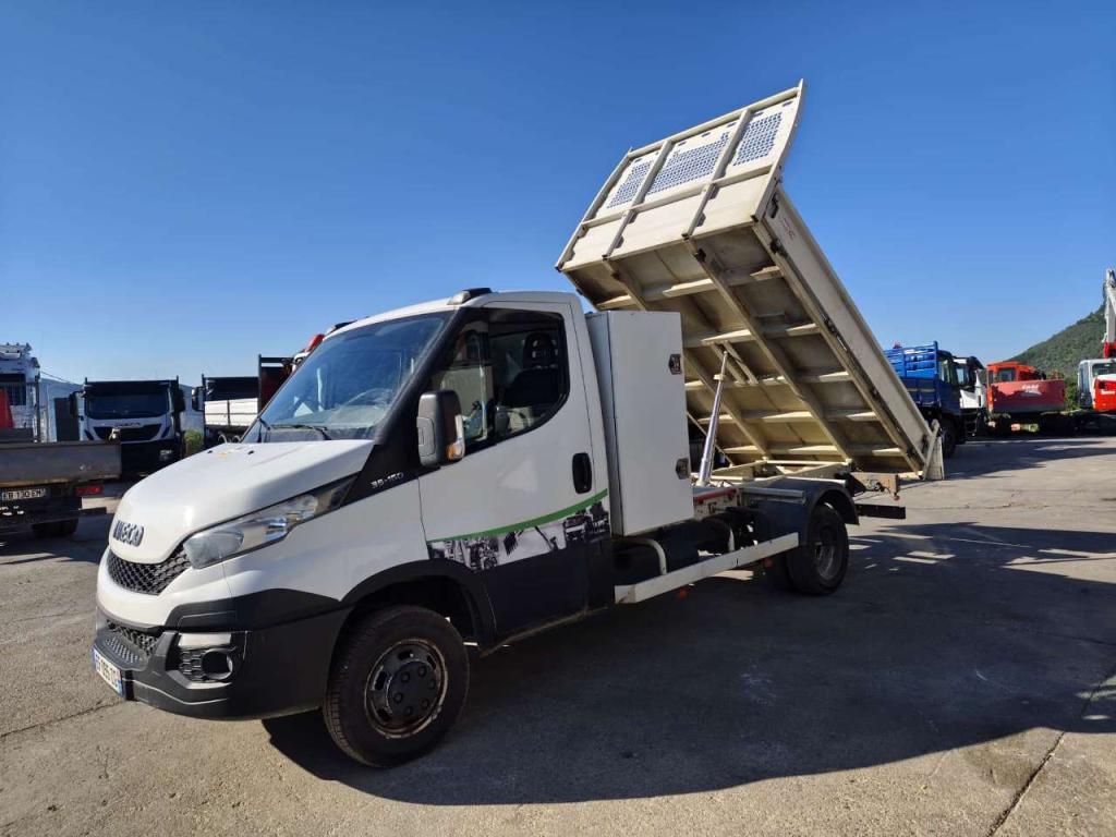 Iveco DAILY 35-150 Foto 18