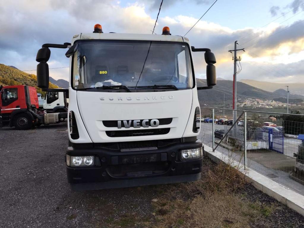 Iveco EUROCARGO 180E25K Foto 20