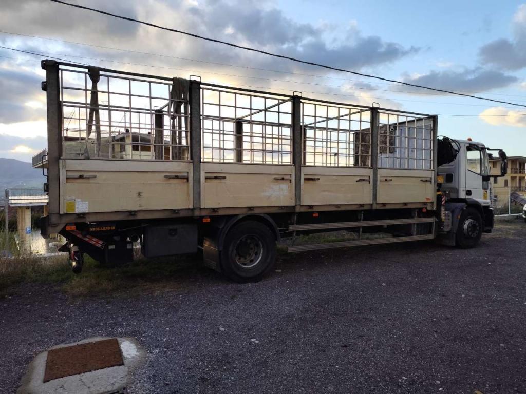 Iveco EUROCARGO 180E25K Foto 3