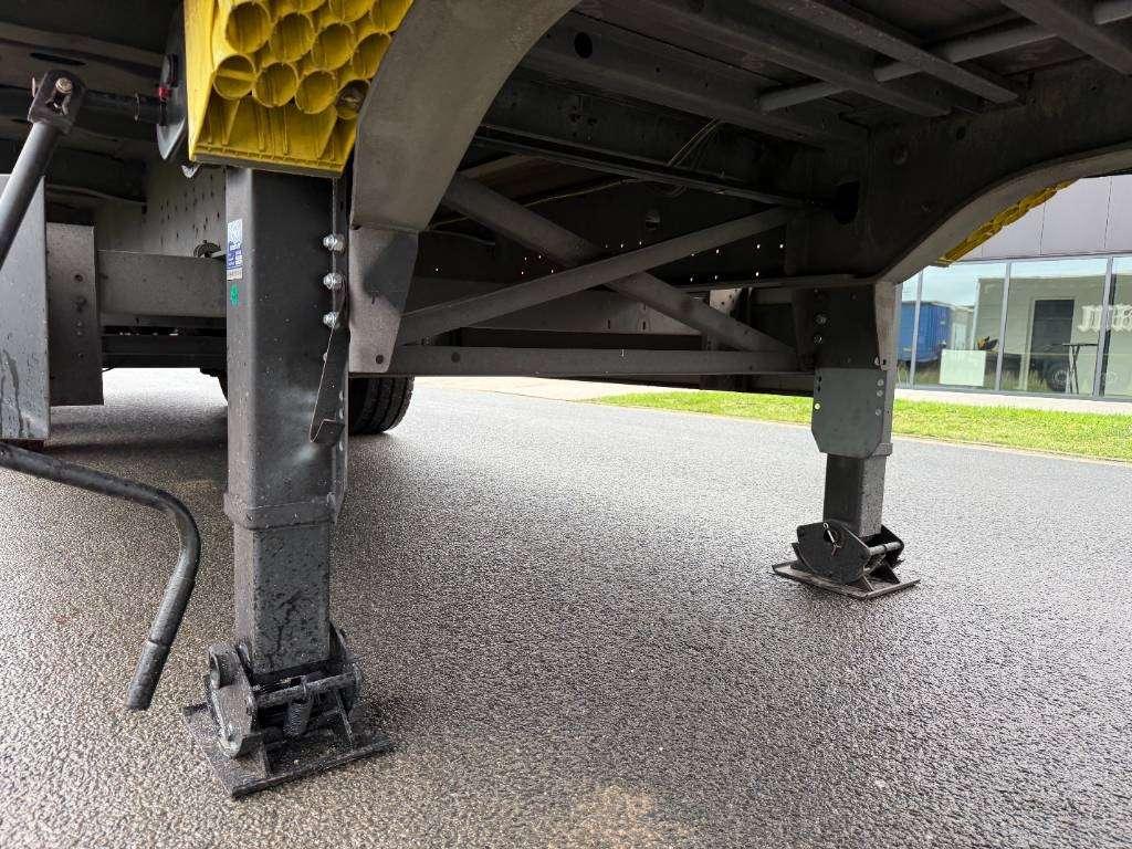 Schmitz Cargobull SCB*S3T Drankentrailer / 3 Axles / Speed Curtain Foto 12