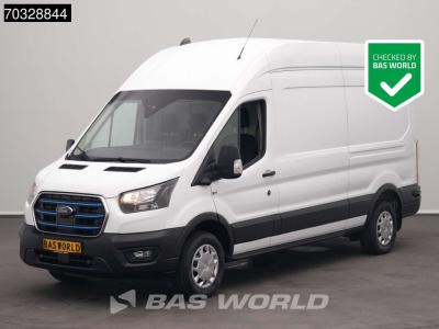 Ford e-Transit 184pk Elektrisch 68kWh 317km WLTP L2H3 Hoog Dak Navi Airco Cruise Parkeersensoren v+a SYN vendida por BAS World B.V.