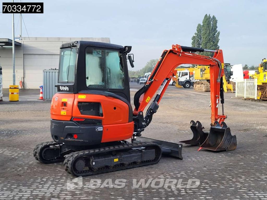 Kubota U36 -4 3 Buckets Foto 6