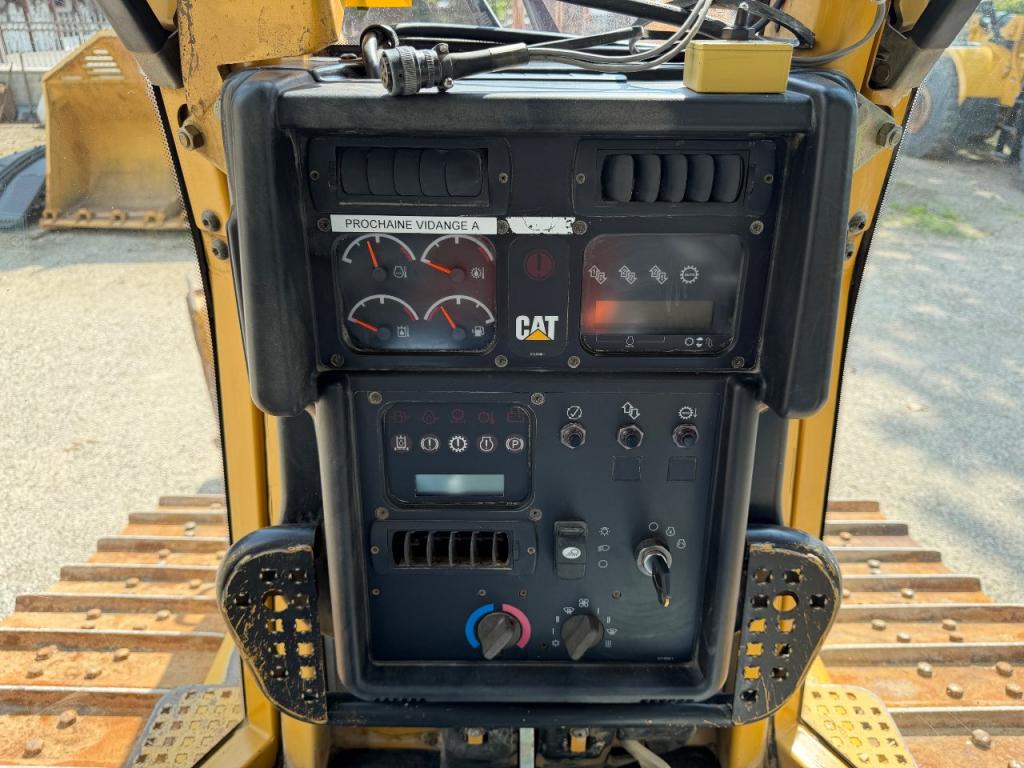 Caterpillar D6N Foto 5