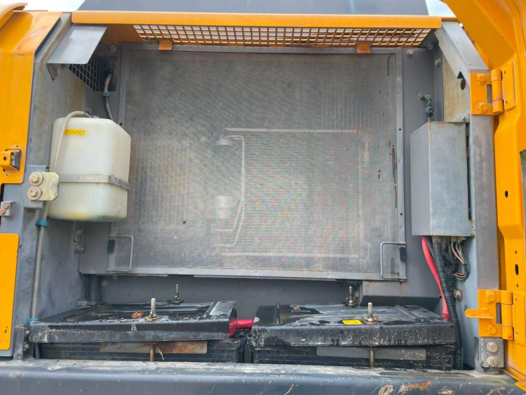 Hitachi ZX350LCN-5 Foto 30