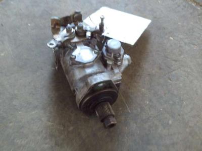 Pompa iniezione motore (rotativa) para Fiat Allis FE18 - MOTORE FIAT 8065.04 - POMPA BOSCH 04510214 vendida por OLM 90 Srl