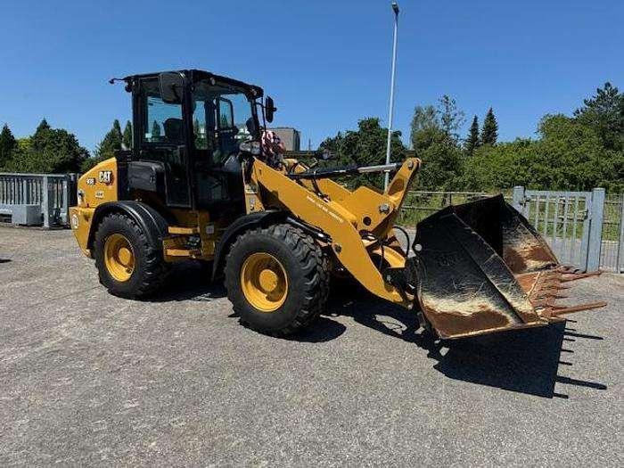 Caterpillar 908 Foto 1
