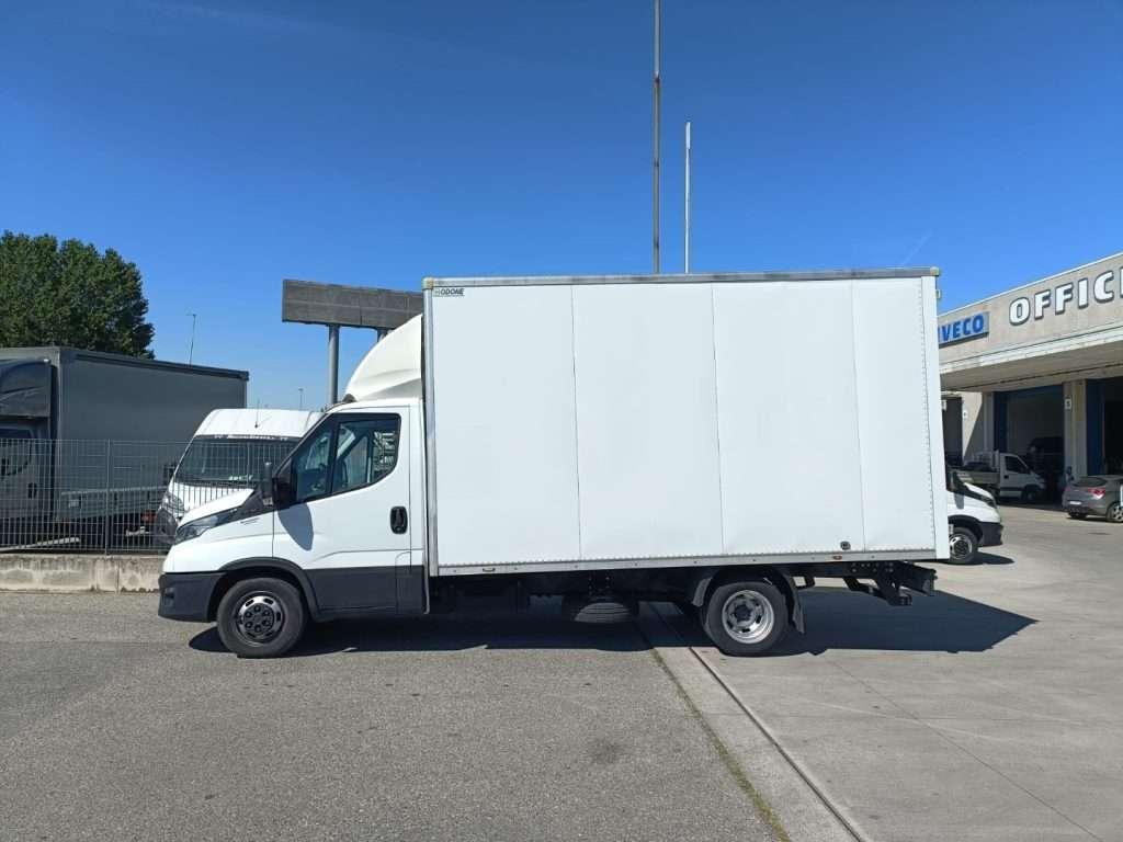 Iveco Daily Foto 5