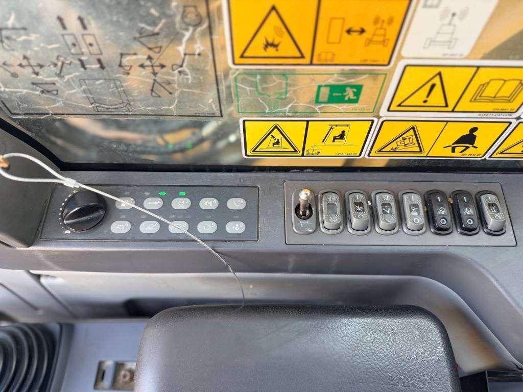 Caterpillar 352F Foto 9