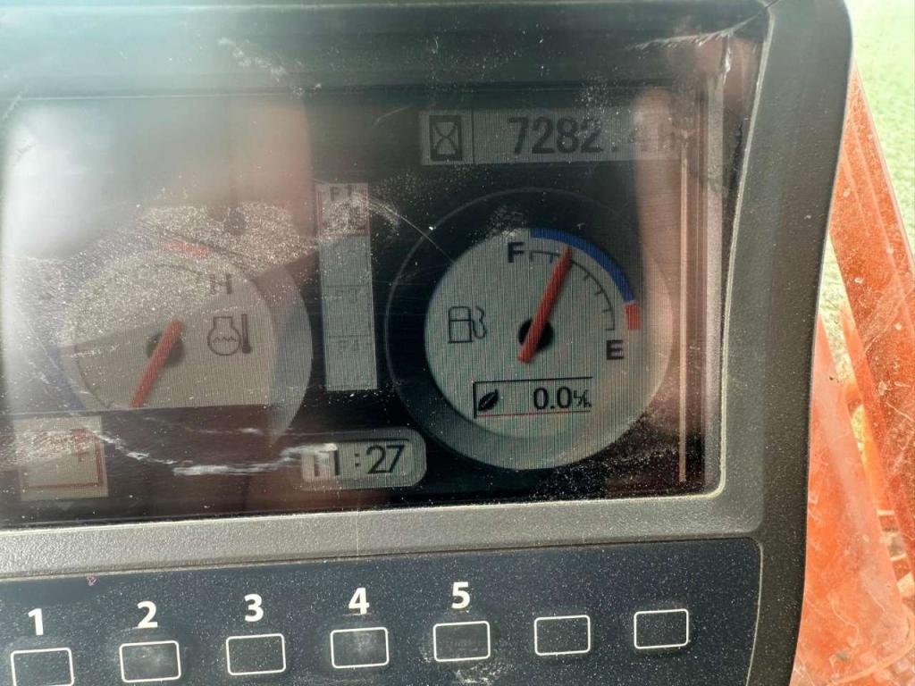 Hitachi ZX210 Foto 5