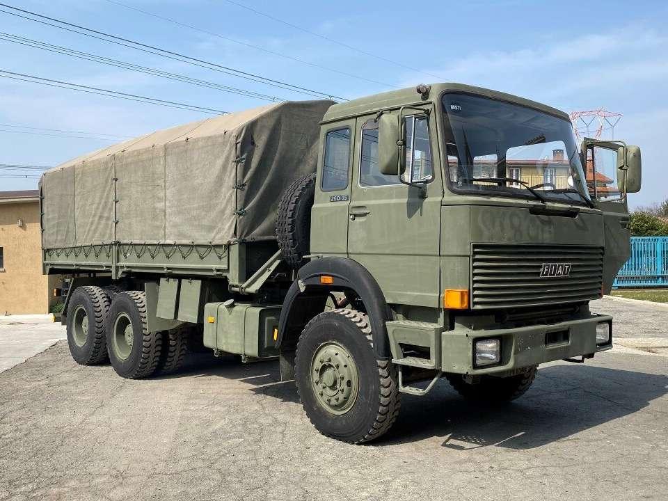 Iveco 260-35 Foto 11