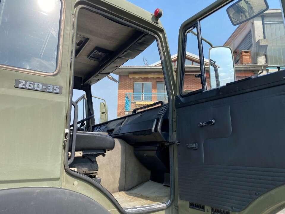 Iveco 260-35 Foto 6