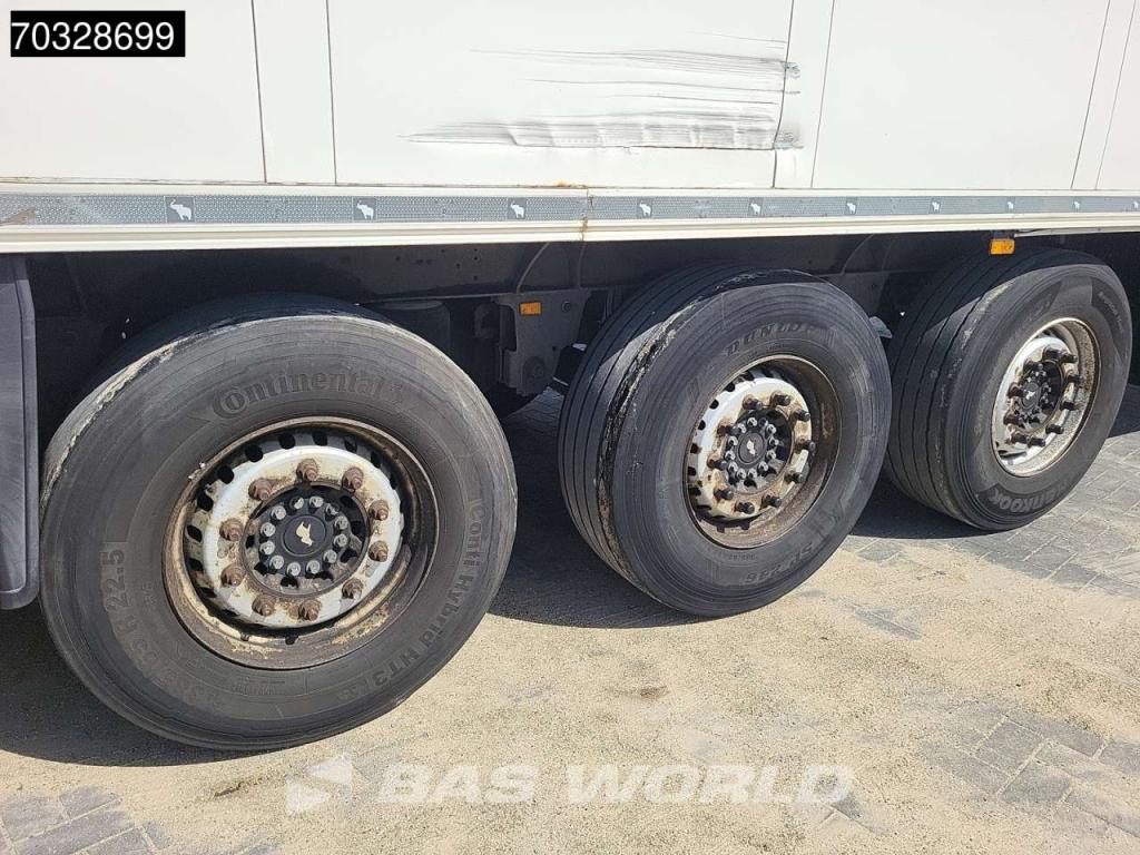 Schmitz SCB*S3B Tailgate 250x270cm Foto 20