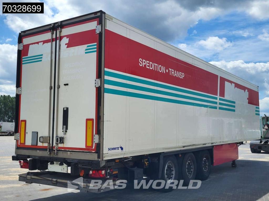 Schmitz SCB*S3B Tailgate 250x270cm Foto 5
