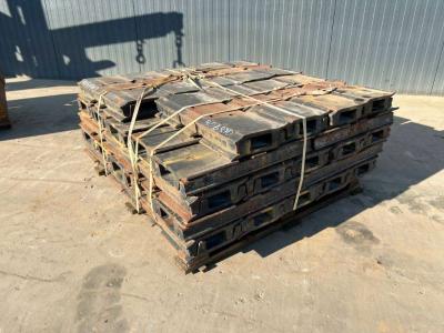 Caterpillar 330C / 330D / 336D / 336E / 336F Shoes vendida por Smitma B.V.
