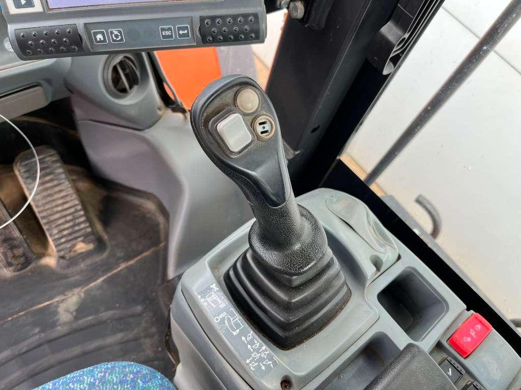 Hitachi ZW310-6 - Automatic Greasing / GOOD TYRES Foto 9