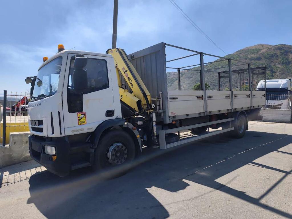 Iveco EUROCARGO 180E25K Foto 19