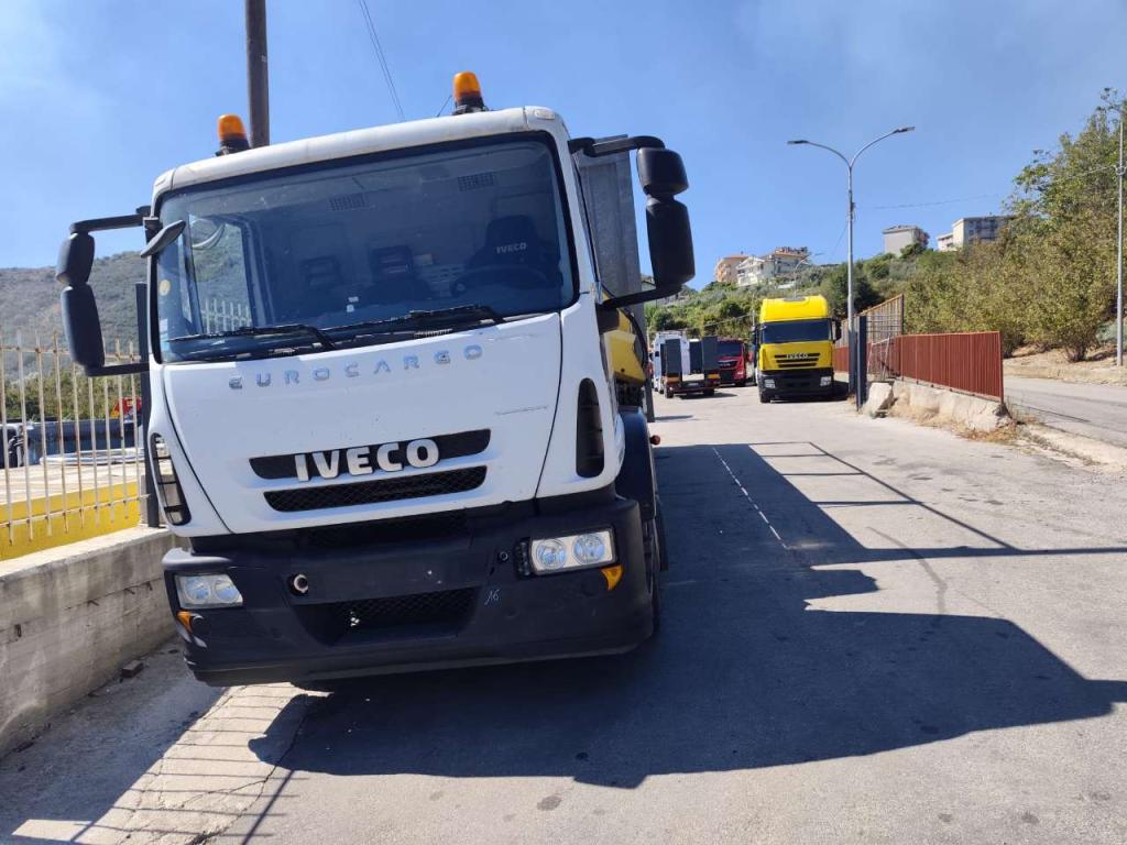 Iveco EUROCARGO 180E25K Foto 29