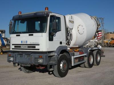 Iveco EUROTRAKKER 380E38 vendida por Effretti Srl