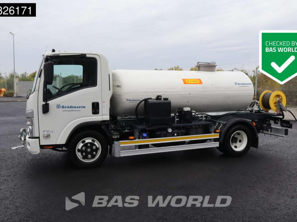 Isuzu P 75 4X2 Foto 1