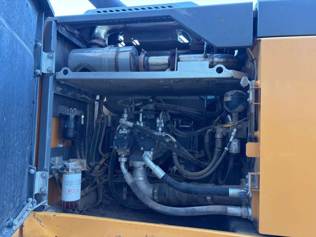 Liebherr R922LC Foto 28