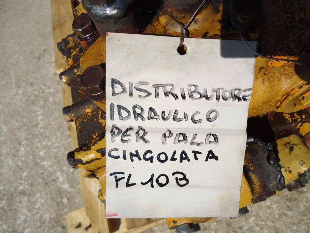 Distribuidor hidraulico para Fiat Allis FL10B Foto 4