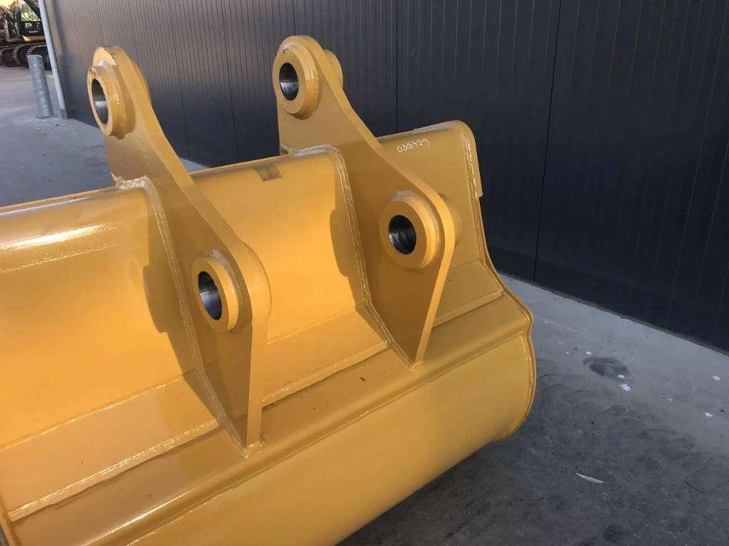 Volvo EC250 Foto 6