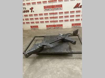 Supporto ammortizzatori cabina para Volvo FH16 550 6x4 vendida por Massucco T. Srl Area Ricambi