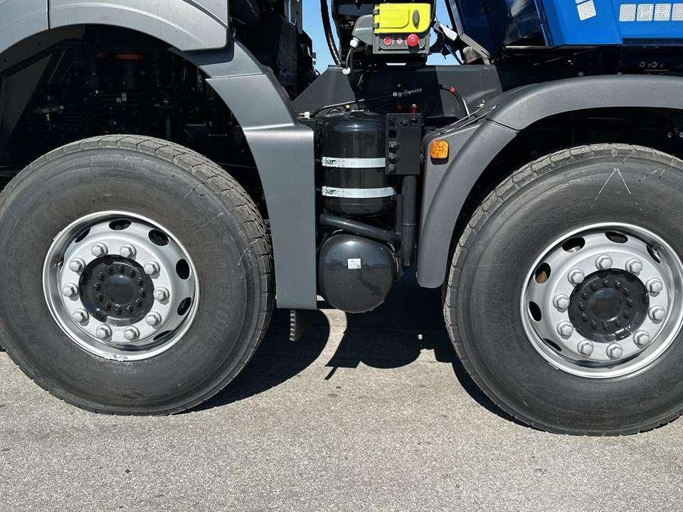 Man TGS 41.520 8x4 Foto 10