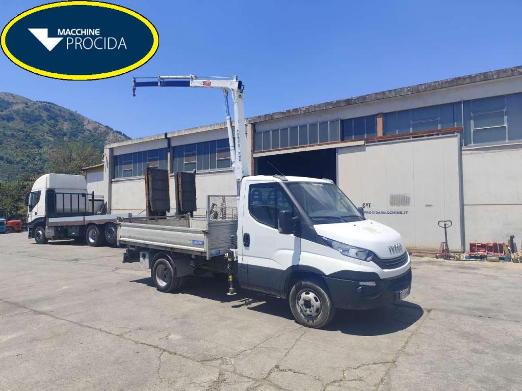 Iveco DAILY 35-120 Foto 1