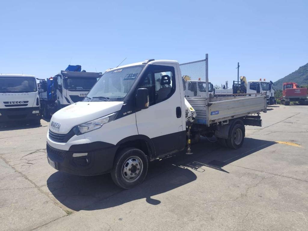 Iveco DAILY 35-120 Foto 10
