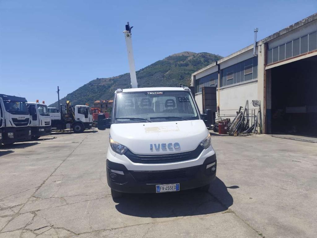 Iveco DAILY 35-120 Foto 30