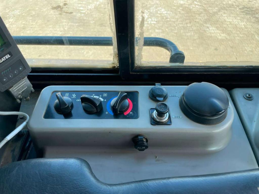 Komatsu D61PXi-24 Foto 28