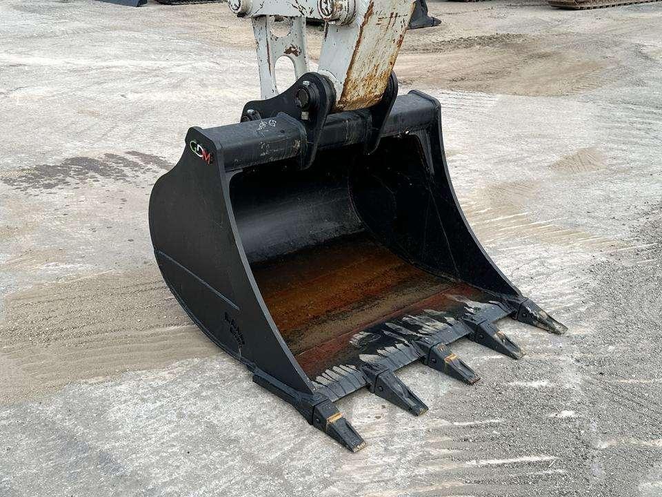 Takeuchi TB2150R Foto 16