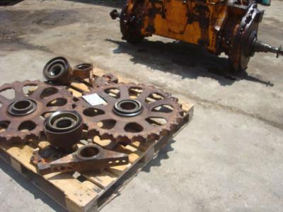 RUOTE MOTRICI E SUPPORTI CON GRUPPI DI TENUTA para Fiat FL8 - 100C vendida por OLM 90 Srl