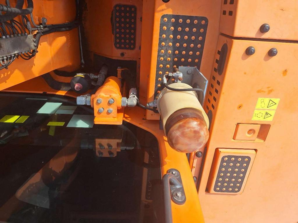 Komatsu PC 138 US-10 Foto 15