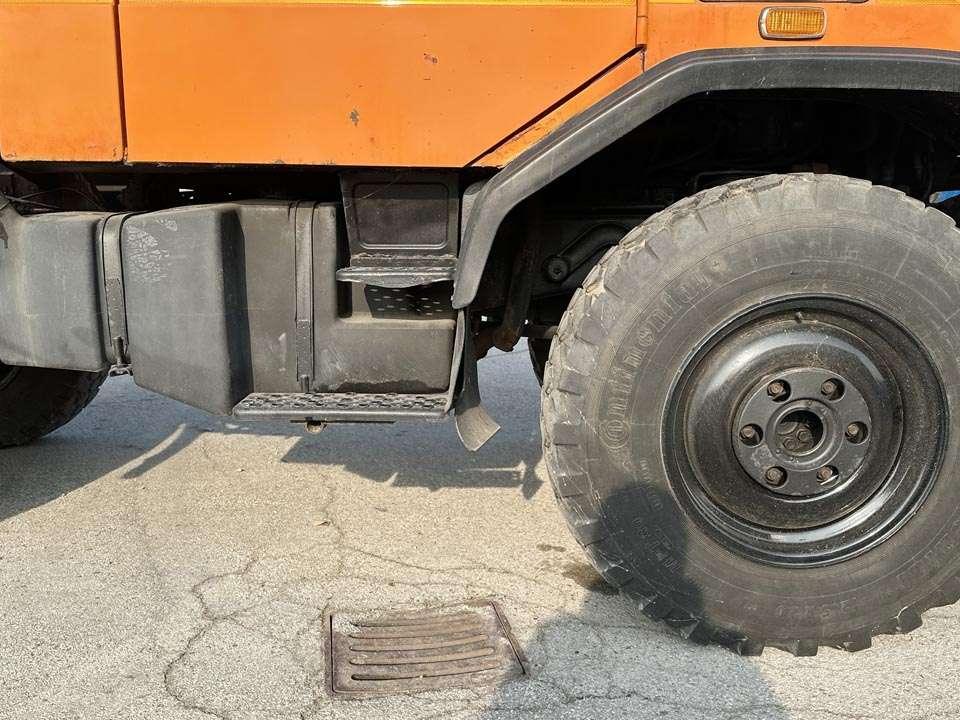 Mercedes-Benz UNIMOG U90 4X4 Foto 4