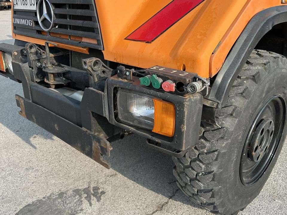 Mercedes-Benz UNIMOG U90 4X4 Foto 9