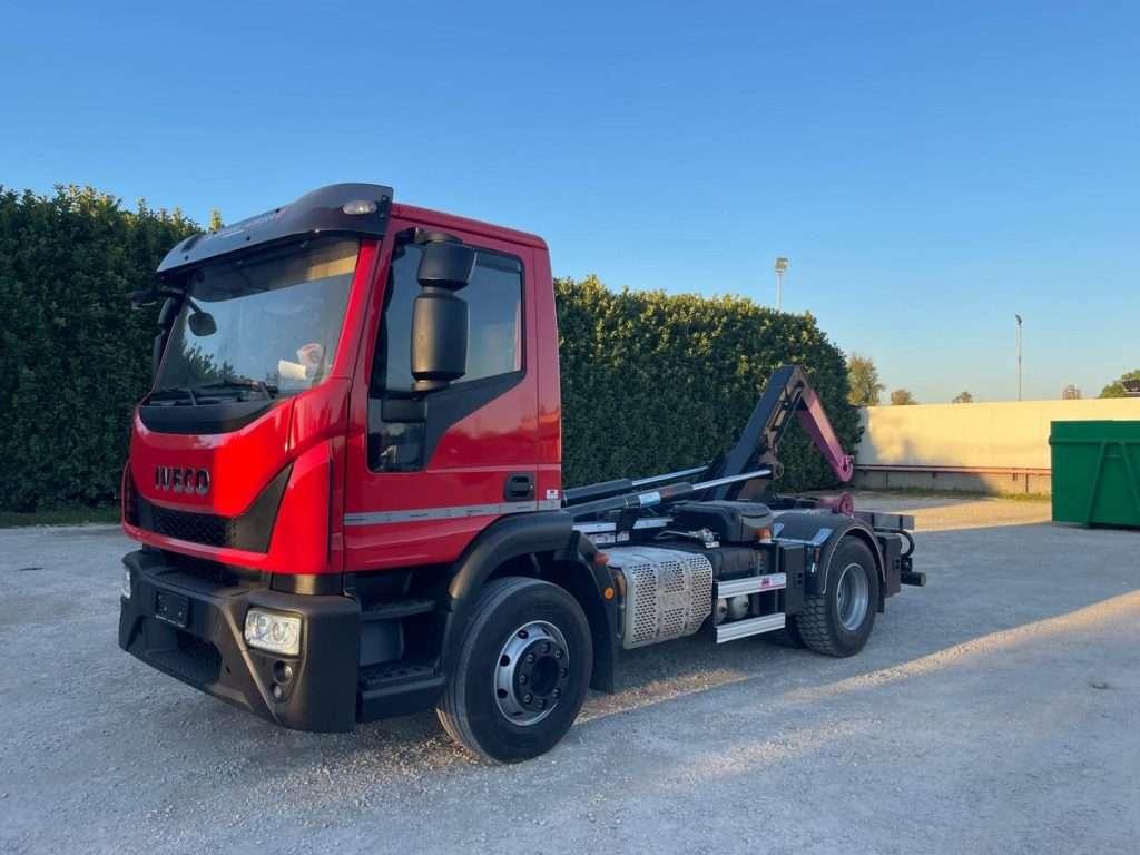 Iveco EUROCARGO 160E32 CON SCARRABILE NUOVO Foto 1