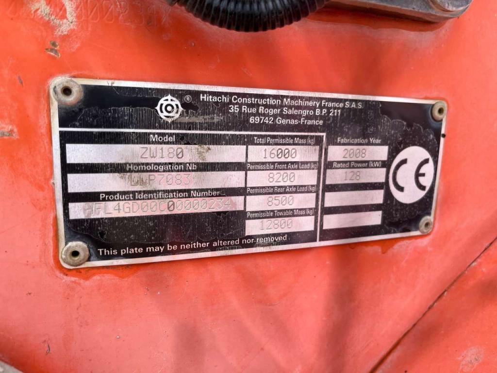 Hitachi ZW180 Foto 5