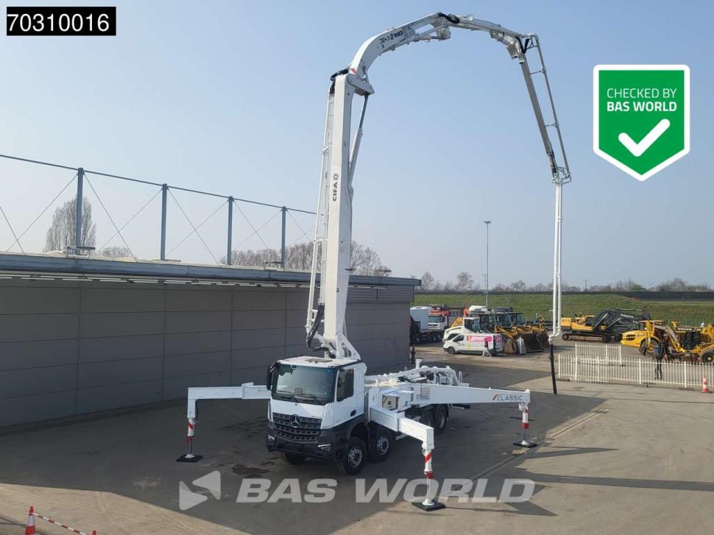 Mercedes-Benz Arocs 3746 Arocs 8X4 NEW! 43 meter CIFA K43C-PU17080 Steelsuspension Big-Axle Euro 6 Foto 1