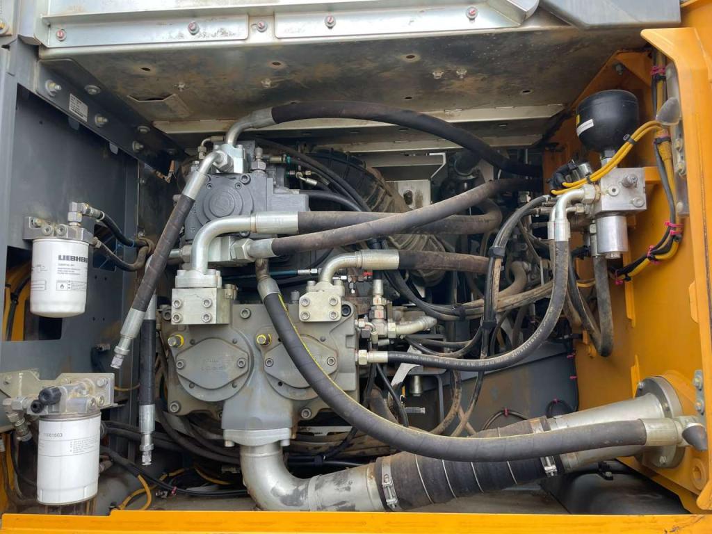 Liebherr R934LC Foto 30