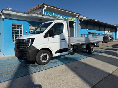 Nissan Interstar vendida por Emilia Gru srl
