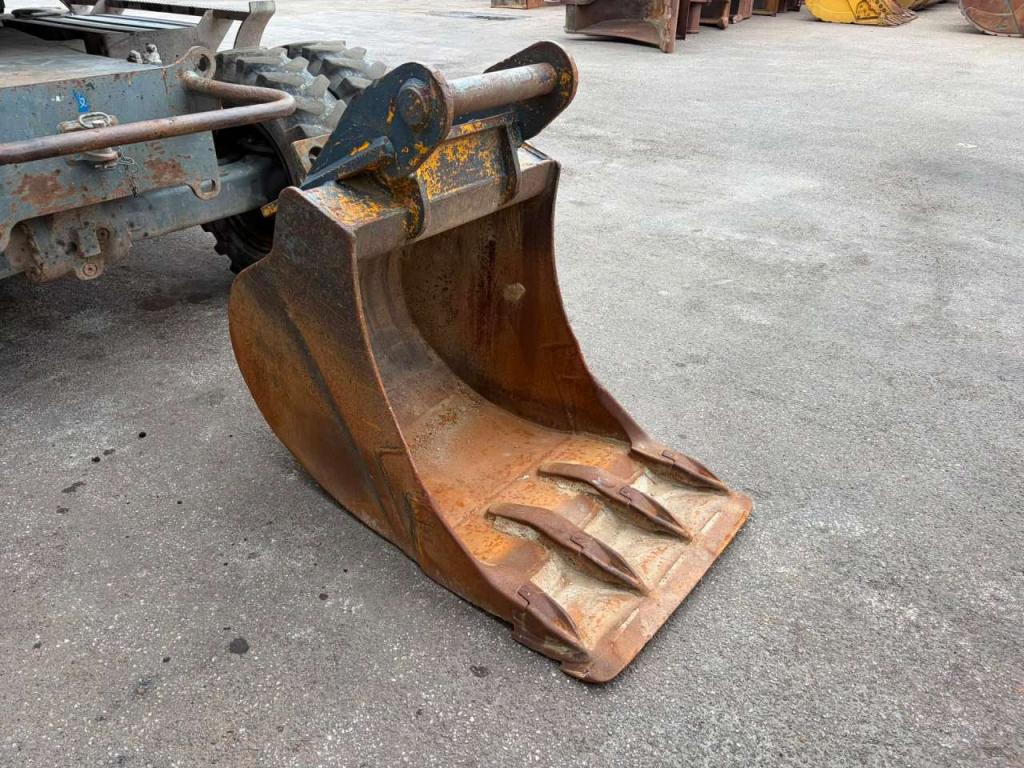 Liebherr A918 Compact Litronic Foto 10