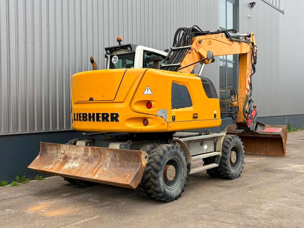 Liebherr A918 Compact Litronic Foto 5