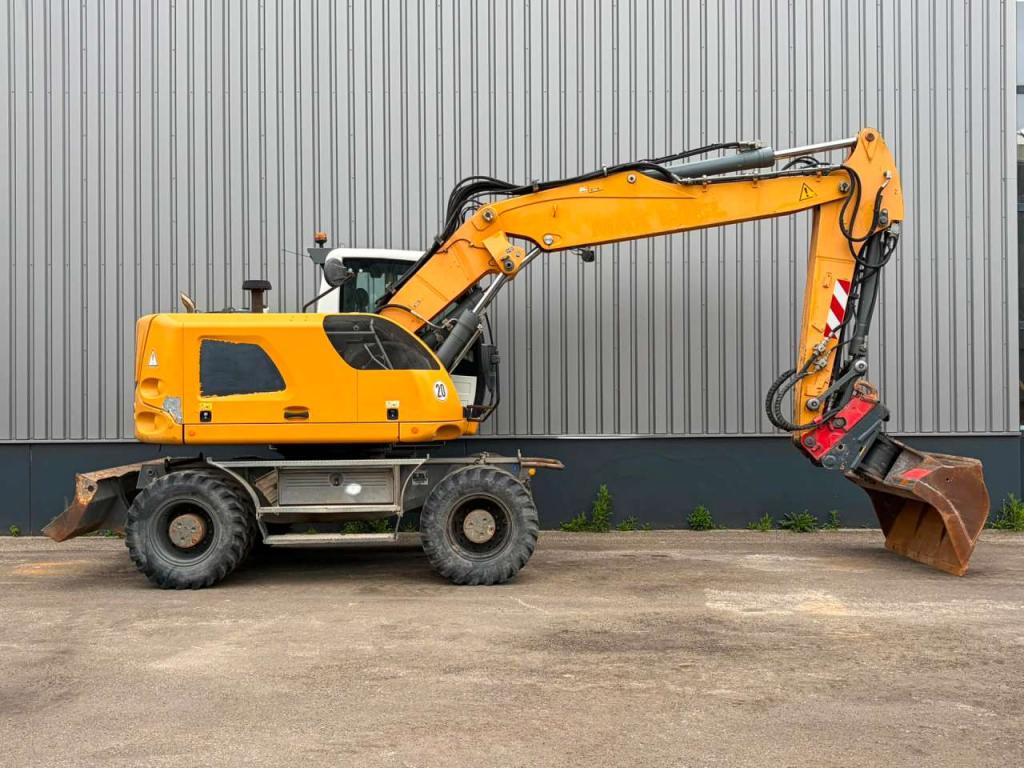 Liebherr A918 Compact Litronic Foto 6