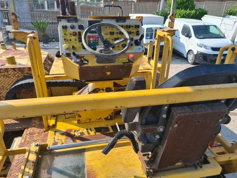 Caterpillar AP 600 Foto 14