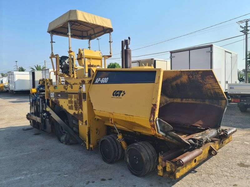 Caterpillar AP 600 Foto 3
