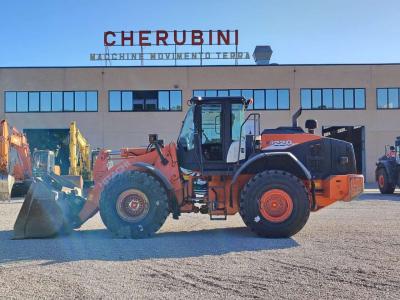 Hitachi ZW 220-6 vendida por A. Cherubini & Figli Srl