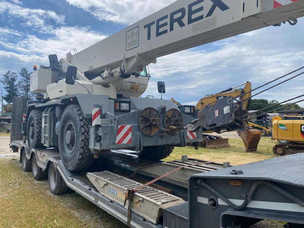 TEREX CRANES A 350 Foto 1