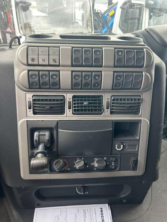 Iveco STRALIS CUBE AD260S42 Foto 4